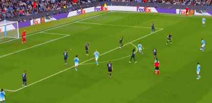 拉尔森开场, 首发