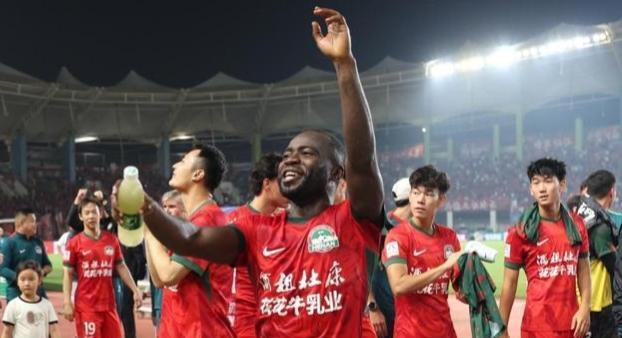 img, 帅足坛罕见